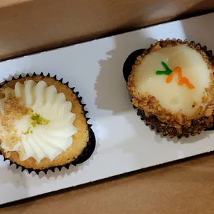Key Lime Pie (5 stars) and Carrot Cake (4.5 stars)