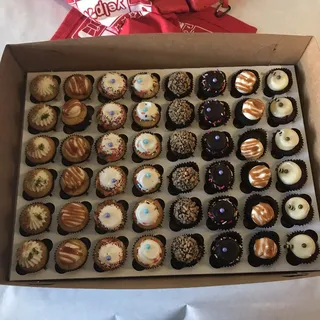 1 Dozen Mini Cupcakes