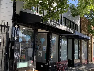James and the Giant Cupcake