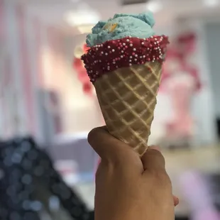 We have icecream! @ Cupcakin' Bakery