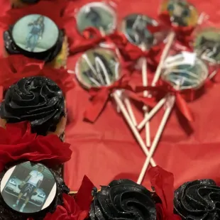 Customized/Edible Image Lollipops &amp; Cupcakes by Cupcakin' Bakery