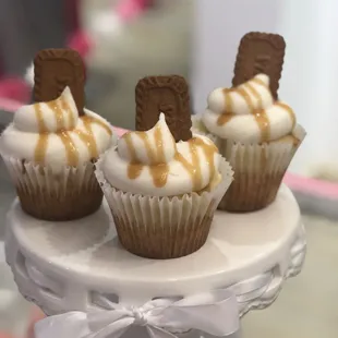 Caramel Delight! by Cupcakin' Bakery