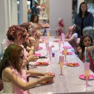 Spa Party, Pizza Time! @ Cupcakin' Bakery