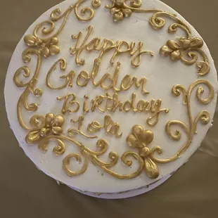 10&quot; Gold &amp; White Vanilla Cake