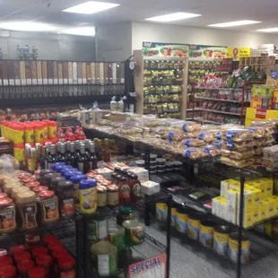 Lotsa groceries beautifully organized