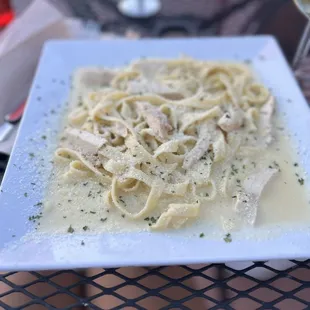 Fettuccini Alfredo with chicken