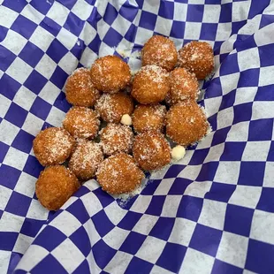 Spicy Cheese Poppers