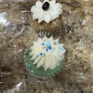 Mini Cupcakes (Blue Velvet and Espresso Martini)