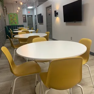 soups and chowder, interior