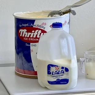 They use Thrifty ice cream in their milkshakes, yum!