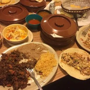 Barbacoa a la Mexicana And Machacado con Huevo