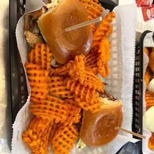Swine slider with sweet potato fries