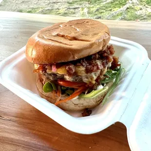 Curbside burger - yum!