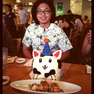 Boyfriend and cat cake! =^-^=