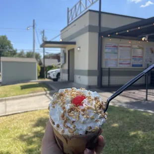 Reese's Roundup Sundae