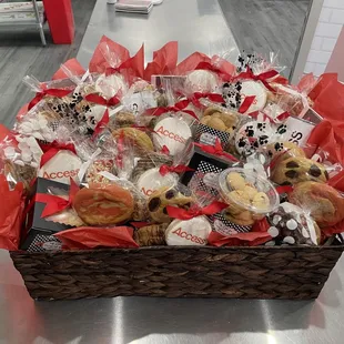 Custom Cookie Baskets