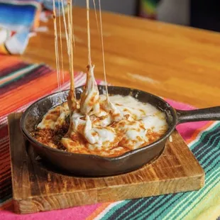 Queso Flameado