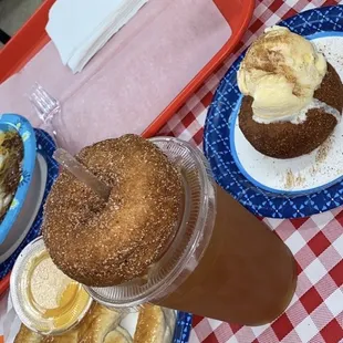 cold cider. cider donuts. ice cream. what more could anyone want?