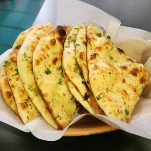 2x Garlic Naan