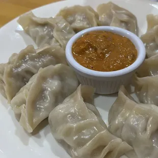 Chicken momos.. yum!!
