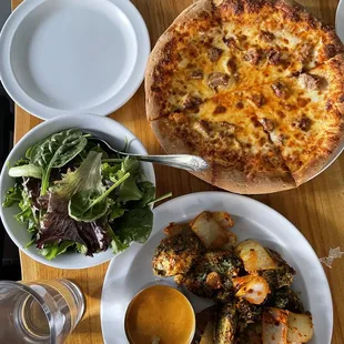 Chicken Angarey and Lamb Vindaloo Pizza