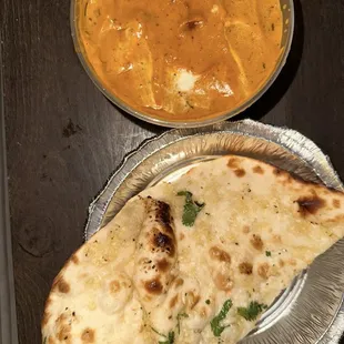 Garlic Naan and Chicken Tikka Masala