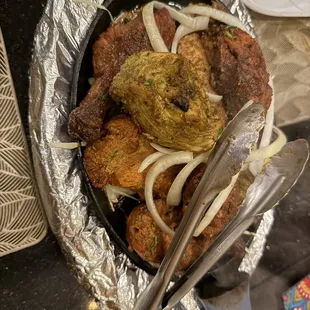 food, chicken wings and fried chicken