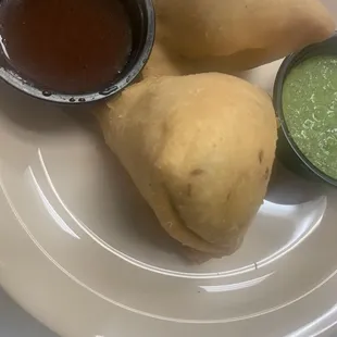 Traditional Samosa with chutney!