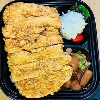 Big Chicken Cutlet Bento Box