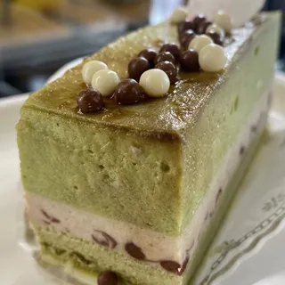 Green Tea & Azuki Cake