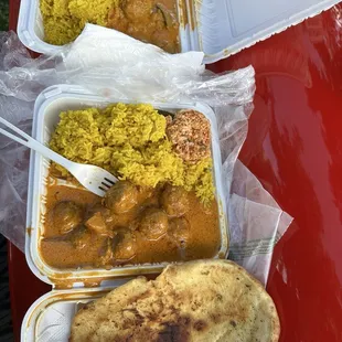 Tumeric rice with meatballs and a side of garlic naan bread so good