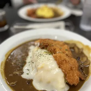 Mussroom cream curry with chicken cutlet