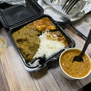 Chicken spinach, chicken curry, lentils