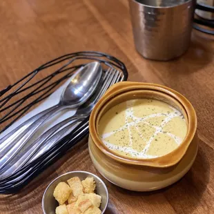 Corn pottage with croutons