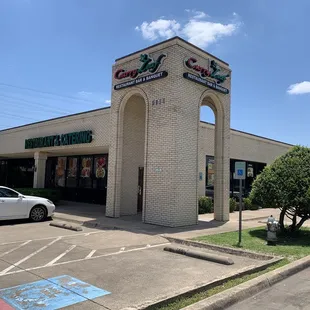 Outside easy to park