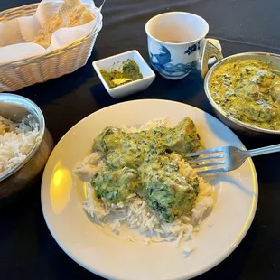 This meal is just what I wanted!  A wonderful Chicken Saag!  So incredibly tasty!