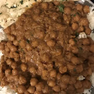 Chana masala with garlic naan