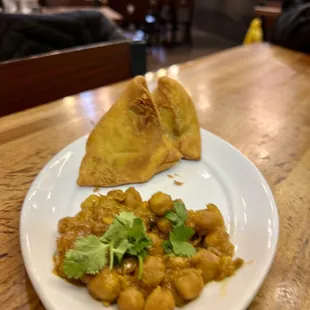Vegetable Samosa - very good and spicy