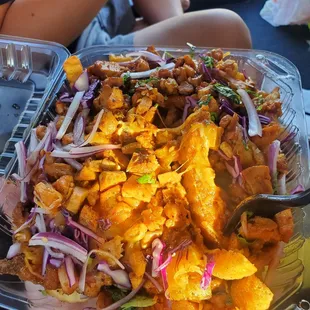 Just take a look at this BEAUTY. Flavor in every bite of my Chicken Masala Fries!