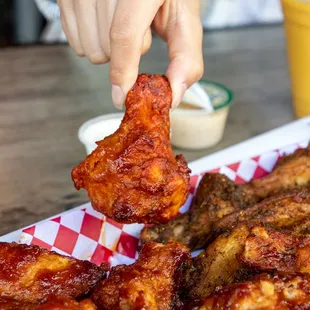 chicken, food, chicken wings, chicken wings and fried chicken, fried chicken, poultry, fried chicken wings, bbq chicken, bbq wings