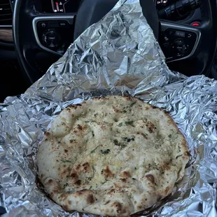 Garlic naan $3.99 (instagram: @issa.cheatday)