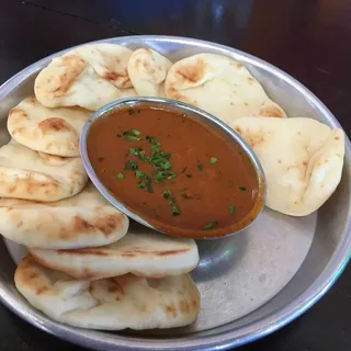 Itsy Bitsy Naan Bits