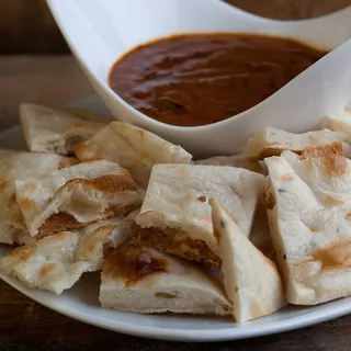 Itsy Bitsy Naan Bits