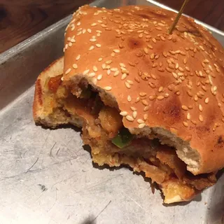 Bun Samosa