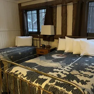 Cabin with double and single bed