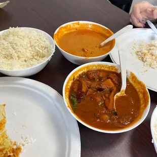 Chicken, vindaloo and chicken tikka masala with white rice