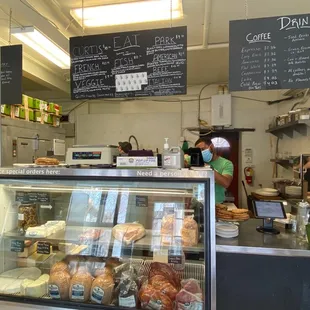 sushi and sashimi, interior