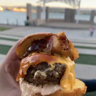 Curveball Slider Truck