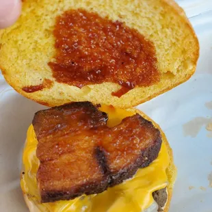 Curveball slider