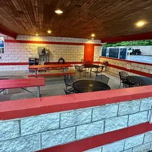 Covered seating area